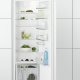 Electrolux ERN3213AOW frigorifero Da incasso 311 L G Bianco 9