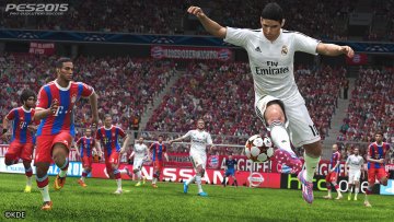 Konami Pro Evolution Soccer 2015 - Day One Edition PlayStation 4