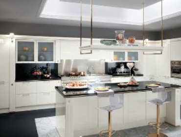 Baccarat:
 Absolute Classic: una collezione di cucine per interni di classe che lancia un nuovo personalissimo stile.