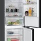 Siemens iQ300 KG49NXXCF frigorifero con congelatore Libera installazione 440 L C Nero, Acciaio inossidabile 3